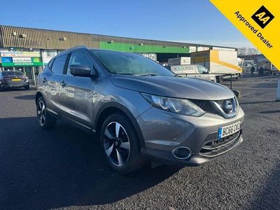 Used Nissan Qashqai N-Connecta 110 HP (80 kW) 2016 Grey SUV