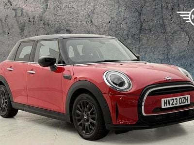 Used Mini Cooper Classic 134 HP (98 kW) 2023 Red Hatchback