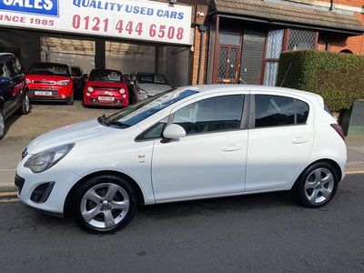 Used Vauxhall Corsa 2014 White Hatchback