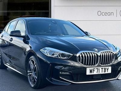 Usado BMW 118 M Sport 134 HP (98 kW) 2022 Preto Citadino