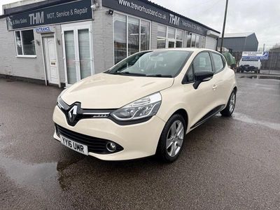 Used Renault Clio IV Dynamique 2016 Cream Hatchback
