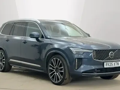 Used Volvo XC90 Ultra 250 HP (183 kW) 2025 Blue SUV