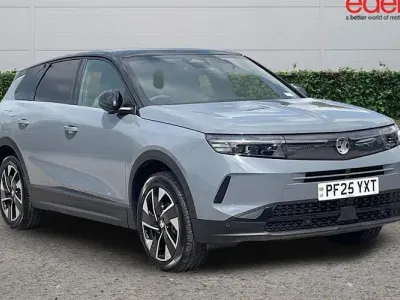 New Vauxhall Grandland X 136 HP (100 kW) 2025 Grey SUV