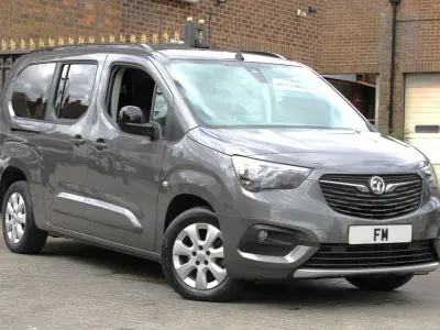 Used Vauxhall Combo Ultimate 100 kW (136 HP) 2023 Grey MPV