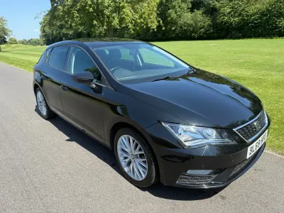 Used Seat Leon SE Dynamic 115 HP (84 kW) 2019 Black Hatchback