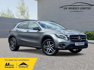 Mercedes GLA180