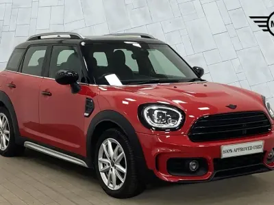 Used Mini Cooper Countryman Sport 134 HP (98 kW) 2022 Red SUV