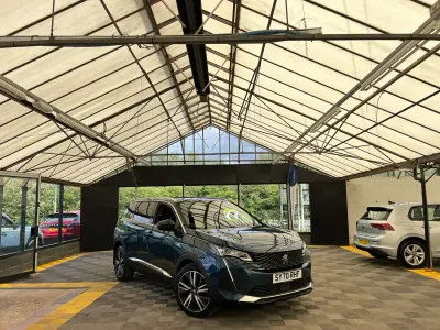 Used Peugeot 5008 Premium 2020 Blue SUV