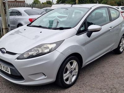 Silver Used 2009 Ford Fiesta Style Hatchback | £2,295 (Fair price)