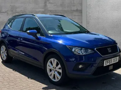 Used Seat Arona SE Technology 95 HP (69 kW) 2020 Metallic  mystery blue with grey roof SUV