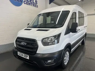 Usado Ford Transit Trend 130 CV (95 kW) 2024 Blanco Van