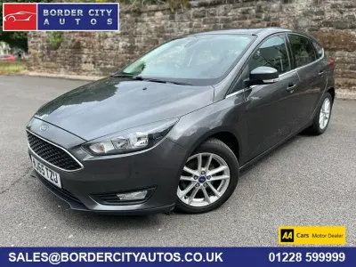 Used Ford Focus Zetec 120 HP (88 kW) 2015 Grey Hatchback