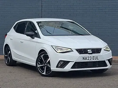 Used Seat Ibiza FR Sport 110 HP (80 kW) 2023 White Hatchback