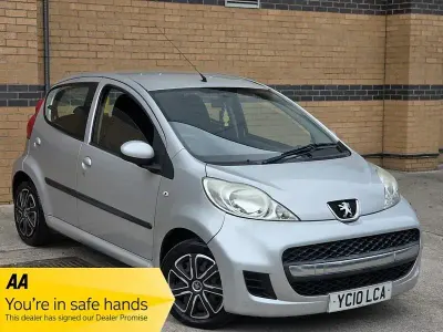 Used Peugeot 107 68 HP (50 kW) 2010 Silver Hatchback
