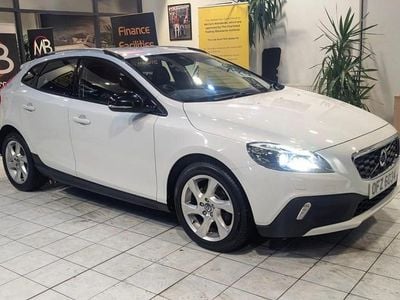 Used 2013 Volvo V40 CC Estate | £4,893 (Fair price)