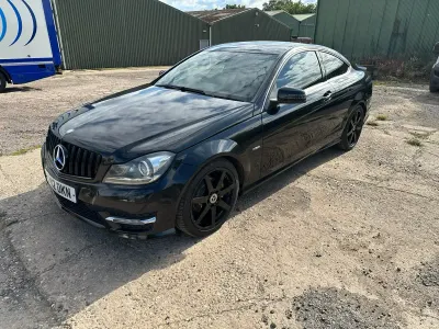 Begagnad Mercedes C250