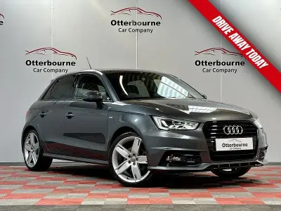 Używany Audi A1 Black Edition 2016 Szary Hatchback