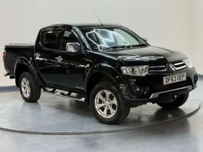 Begagnad Mitsubishi L200
