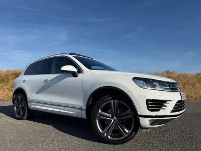 Used VW Touareg R-line Plus 262 HP (192 kW) 2017 White SUV