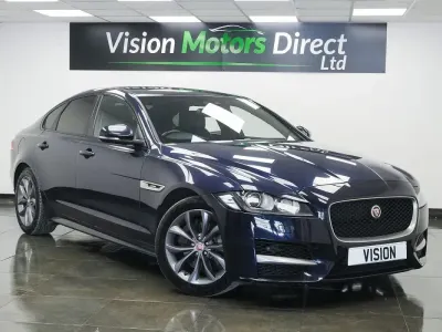 Second-hand Jaguar XF R-Sport 180 CP (132 kW) 2016 Albastru Berlinǎ
