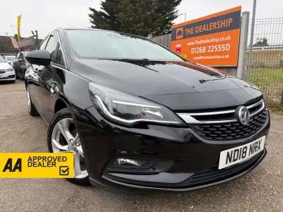 Używany Vauxhall Astra SRi 150 KM (110 kW) 2018 Czarny Hatchback
