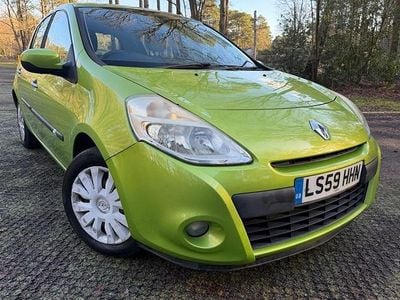 Green Used 2009 Renault Clio II Expression Hatchback | £3,690 (Fair price)