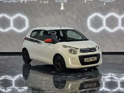 Begagnad Citroën C1 Furio 68 HK (50 kW) 2017 Vit Halvkombi