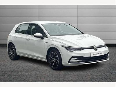 Used VW Golf VIII Style 130 HP (95 kW) 2021 White Hatchback