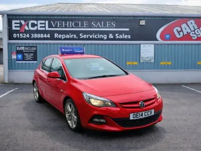 Second-hand Vauxhall Astra Edition 140 CP (102 kW) 2014 Roșu Hatchback