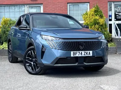 Used Peugeot 3008 GT 134 HP (98 kW) 2024 Blue SUV