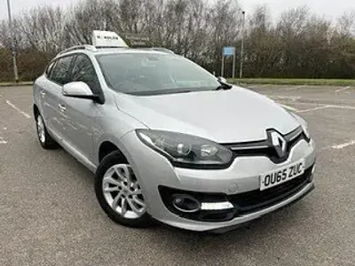 Used Renault Mégane GrandTour Dynamique 110 HP (80 kW) 2015 Silver Estate