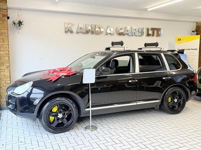 Usado Porsche Cayenne 250 HP (183 kW) 2015 Preto SUV