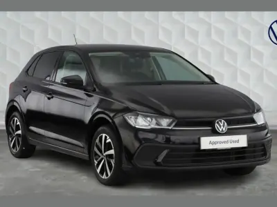 Used VW Polo Life 95 HP (69 kW) 2024 Black Hatchback