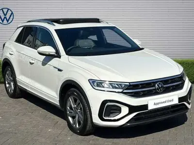 Usado VW T-Roc R-line 150 HP (110 kW) 2025 Cinzento SUV