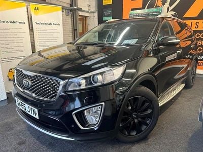 Black Used 2015 Kia Sorento SUV | £11,000 (Fair price)