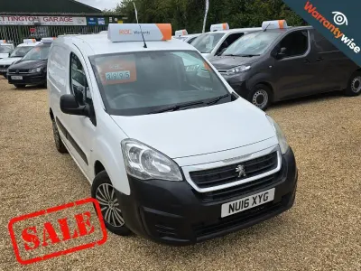 Used Peugeot Partner S 92 HP (67 kW) 2016 White MPV
