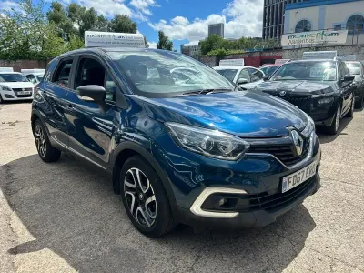 Used Renault Captur Dynamique 90 HP (66 kW) 2017 Blue SUV
