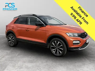 Used VW T-Roc SE 150 HP (110 kW) 2020 Orange SUV