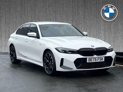 Begagnad BMW 330e M Sport 292 HK (214 kW) 2025 Vit Sedan