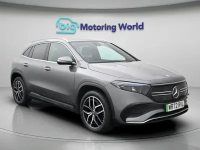 Käytetty Mercedes EQA350 AMG line 214 kW (292 HP) 2022 Harmaa Katumaasturi