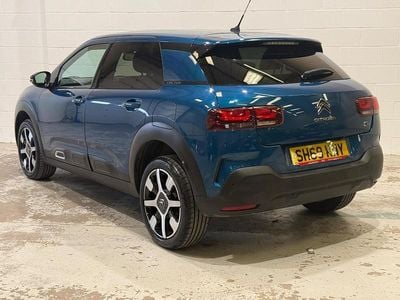 Used Citroën C4 Cactus Flair 99 HP (72 kW) 2019 Blue Hatchback
