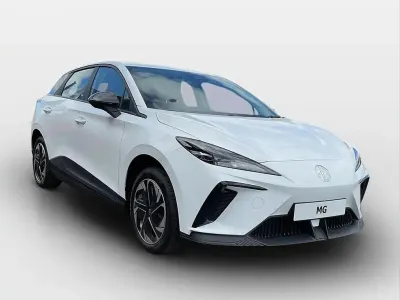 New MG MG4 EV SE 150 kW (204 HP) 2026 White Hatchback