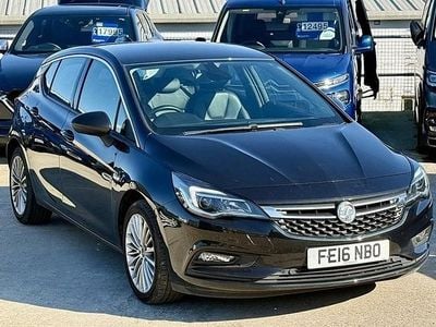 Used Vauxhall Astra Elite 150 HP (110 kW) 2016 Black Hatchback