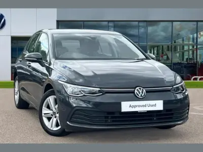 Used VW Golf VIII Life 130 HP (95 kW) 2024 Grey Hatchback