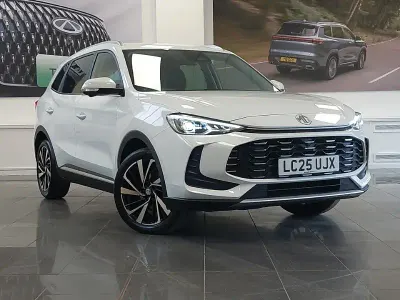 Used MG ZS Trophy 196 HP (144 kW) 2025 White SUV