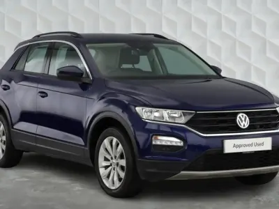 Used VW T-Roc SE 150 HP (110 kW) 2019 Blue SUV