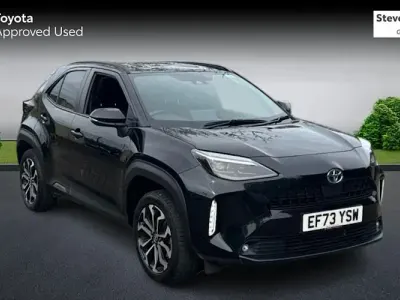 Used Toyota Yaris Cross Design 116 HP (85 kW) 2024 Black SUV