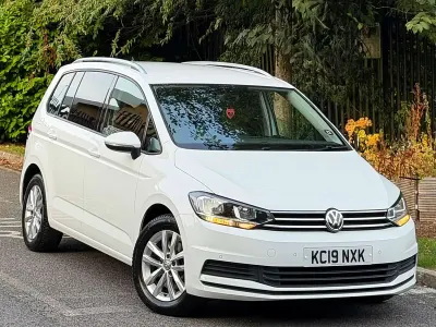 Used VW Touran SE 115 HP (84 kW) 2019 White MPV