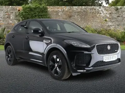 Używany Jaguar E-Pace R-Dynamic 150 KM (110 kW) 2020 Czarny SUV