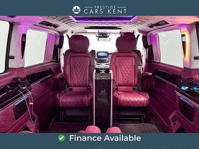 White Used 2022 Mercedes V300 AMG line MPV | £68,000